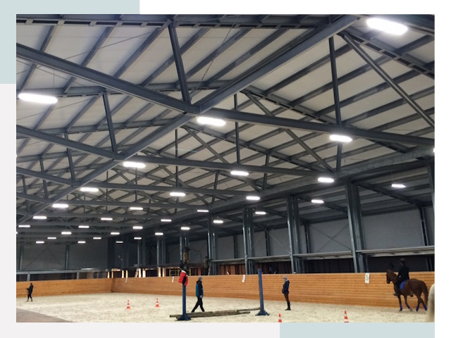 Строительство конных манежей от 656 руб в Канск